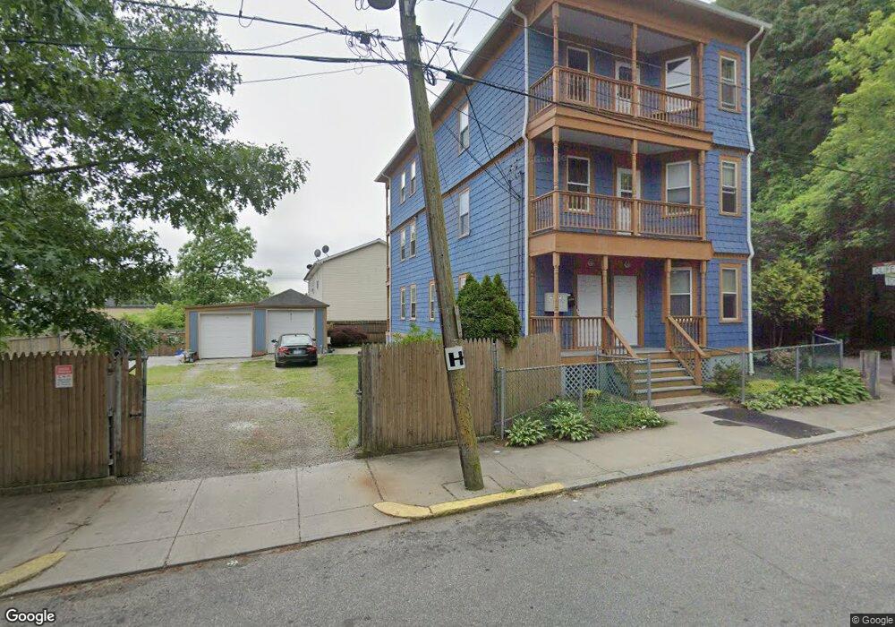 65 Boyd St unit 1 floor rear, Providence, RI 02908 - photo 1