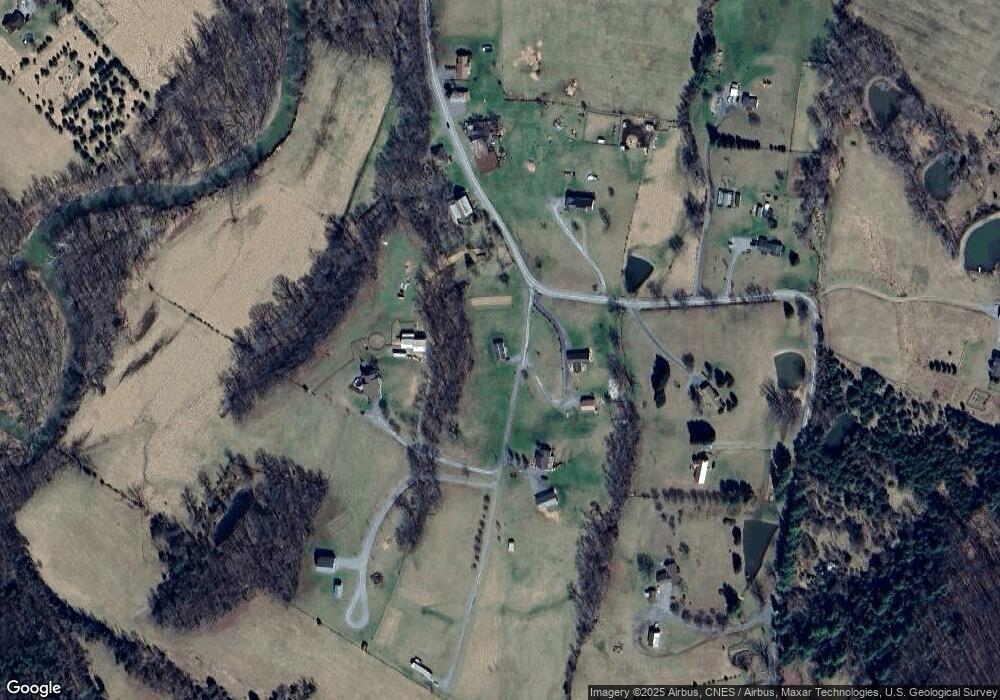 38 Huckleberry Ln, Berkeley Springs, WV 25411 - photo 1