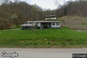 1417 Yellow Creek Rd, Sassafras, KY 41759