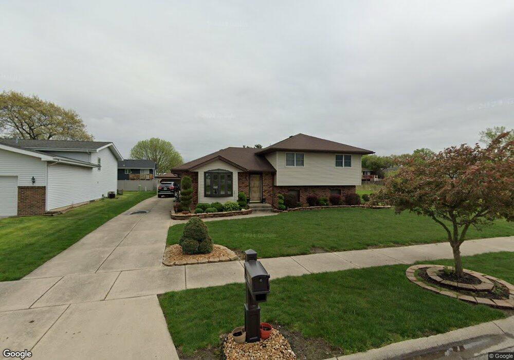 539 N Holly Ln, Griffith, IN 46319 - photo 1