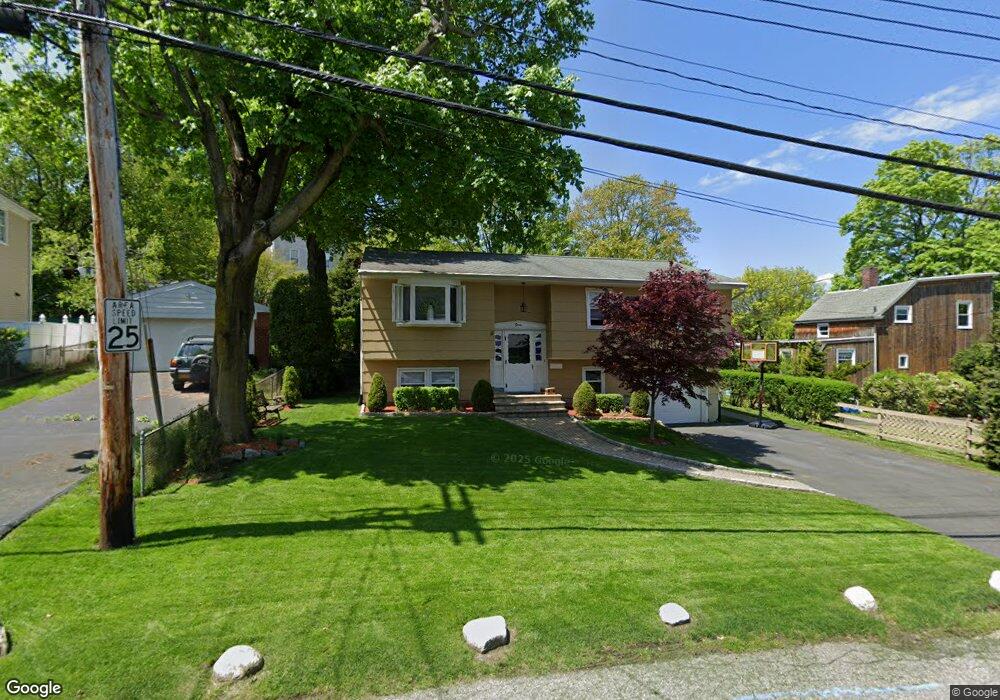 40 Ogden Ave, Dobbs Ferry, NY 10522 - photo 1
