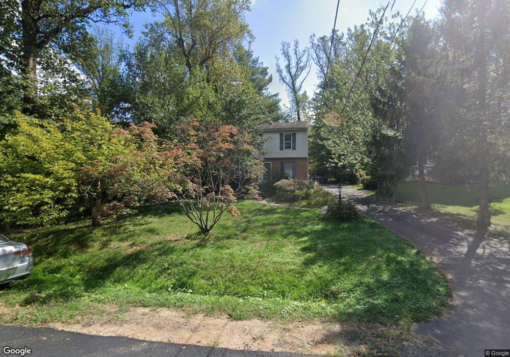 6917 Berkeley St, Falls Church, VA 22043 - photo 1