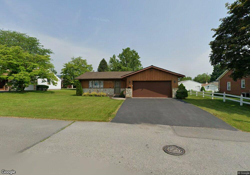 320 Union St, Slatington, PA 18080 - photo 1