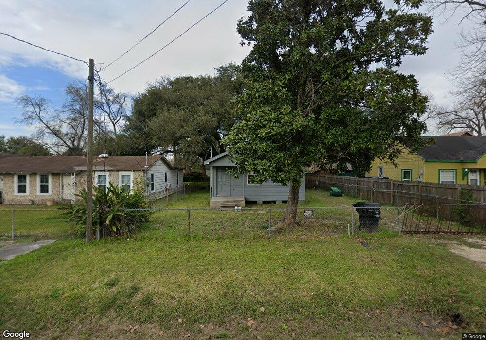 3003 Melbourne St, Houston, TX 77026 - photo 1
