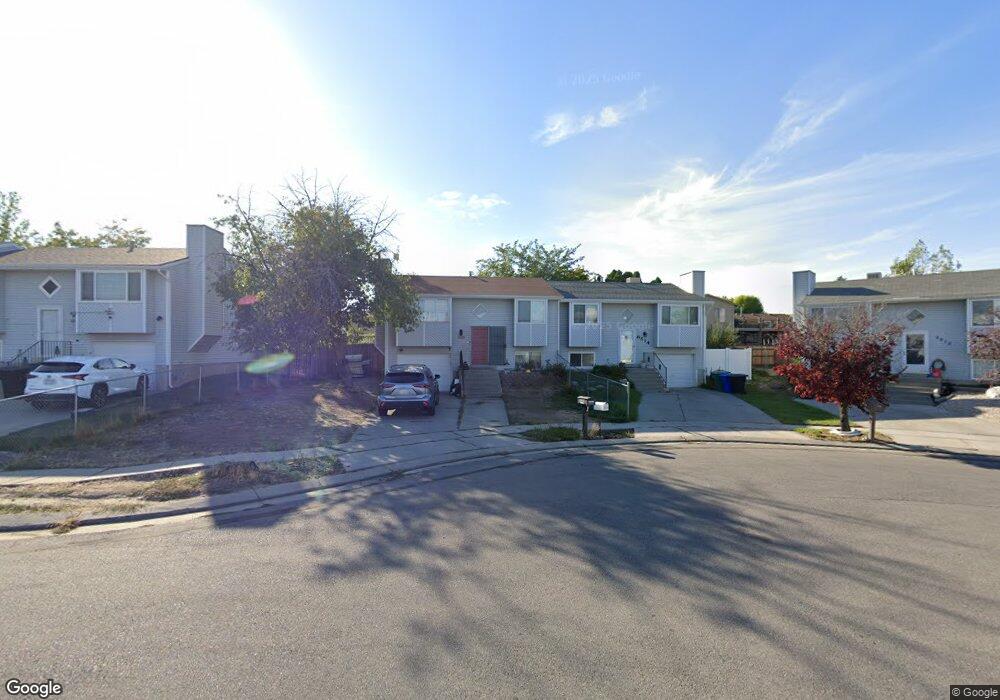 6520 S 5055 W, West Jordan, UT 84081 - photo 1