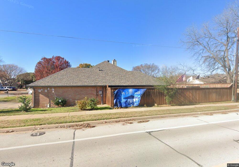 2521 Classic Ct W, Bedford, TX 76021 - photo 1