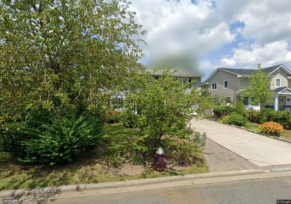 126 Harborview S, Lawrence, NY 11559 - photo 1