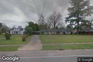 221 E Carroll St, Coushatta, LA 71019