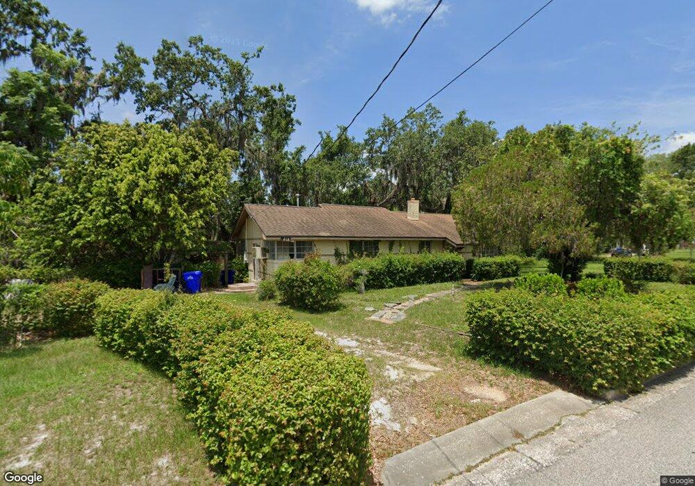 717 N Sinclair Ave, Tavares, FL 32778 - photo 1