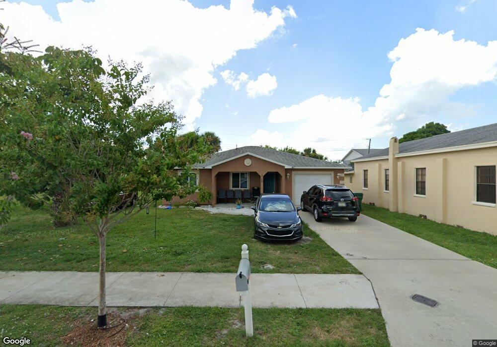 710 Stone St, Cocoa, FL 32922 - photo 1