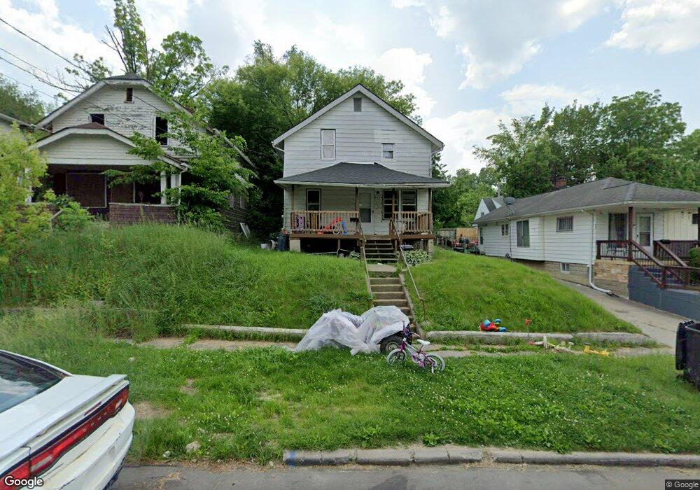 2425 Zimmerman St, Flint, MI 48503 - photo 1