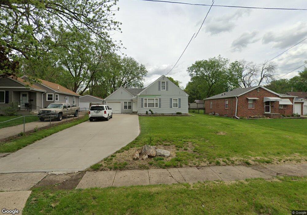 3017 56th St, Des Moines, IA 50310 - photo 1