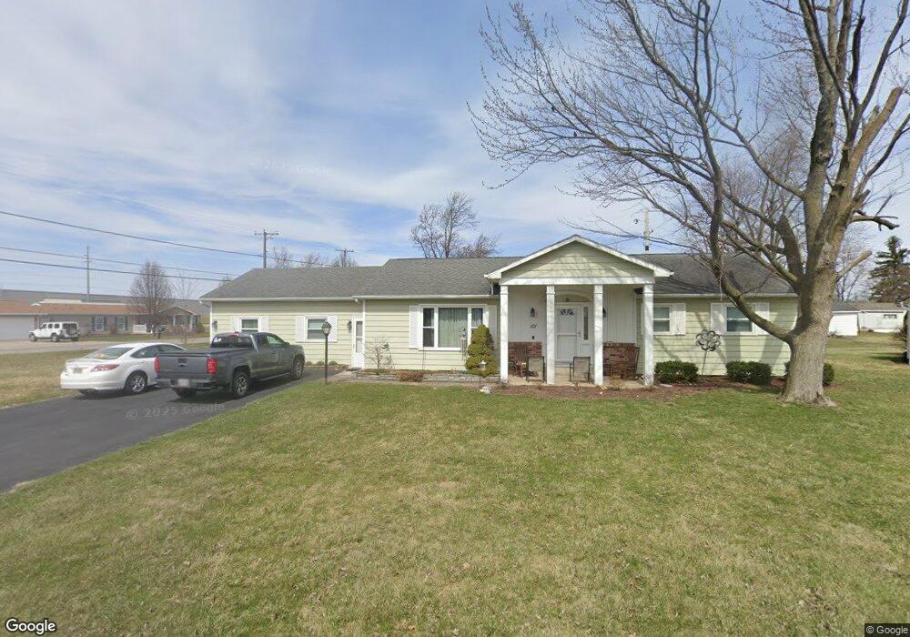 101 Sneary St, Columbus Grove, OH 45830 - photo 1