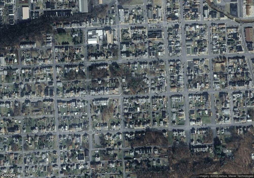 865 W Pine St, Coal Township, PA 17866 - photo 1