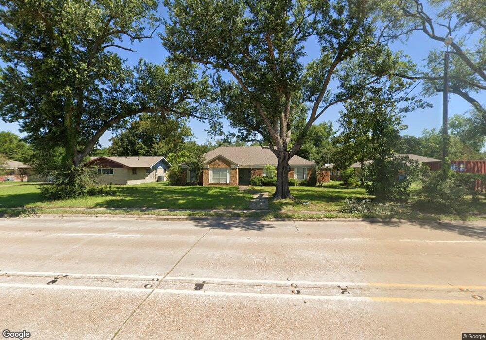 2033 E Prien Lake Rd, Lake Charles, LA 70601 - photo 1