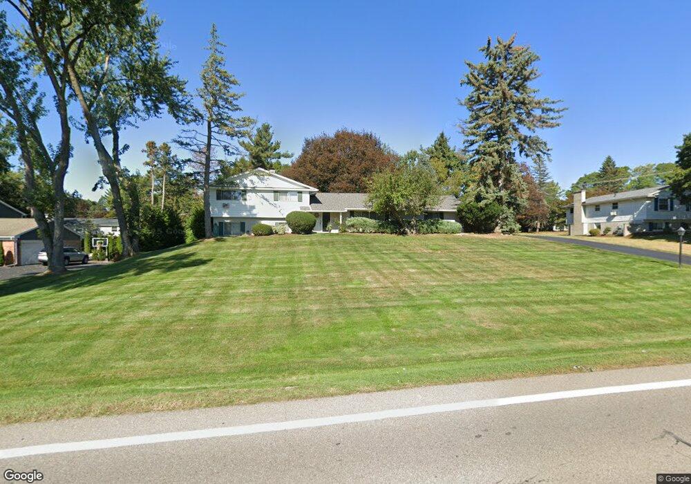 3742 Quarton Rd, Bloomfield Hills, MI 48302 - photo 1