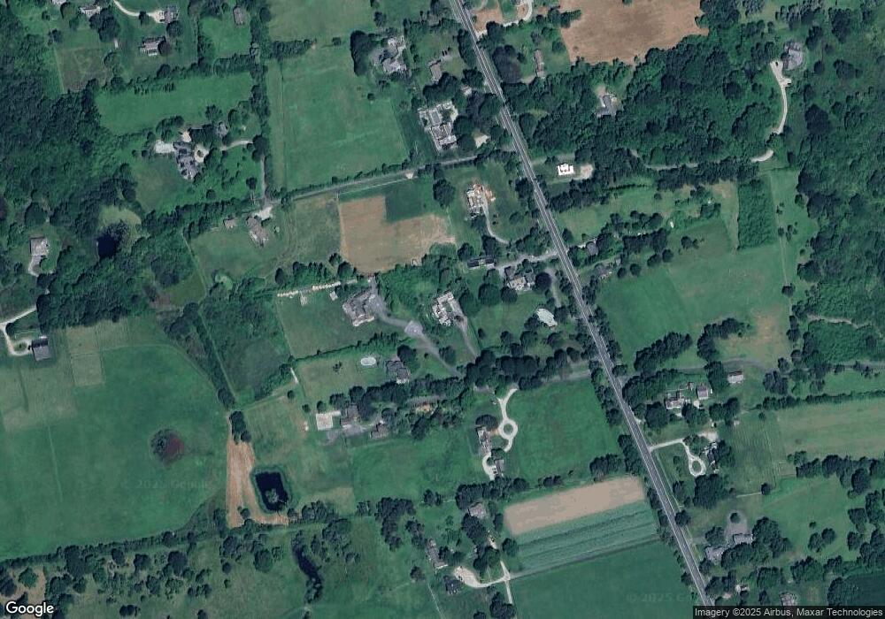 543 W Main Rd, Little Compton, RI 02837 - photo 1