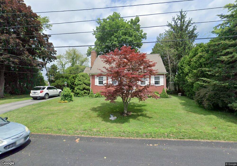 79 Peck Ave, Bristol, RI 02809 - photo 1