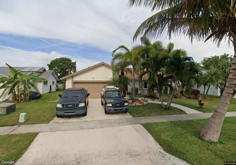 9187 Edgemont Ln, Boca Raton, FL 33434 - photo 1