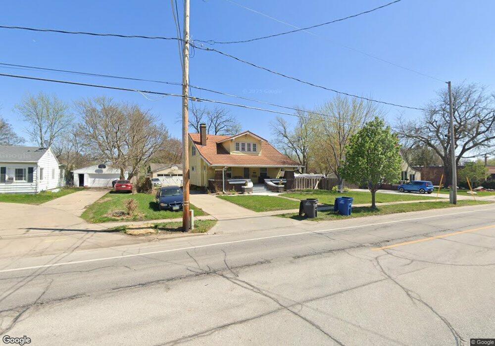 1923 Beaver Ave, Des Moines, IA 50310 - photo 1