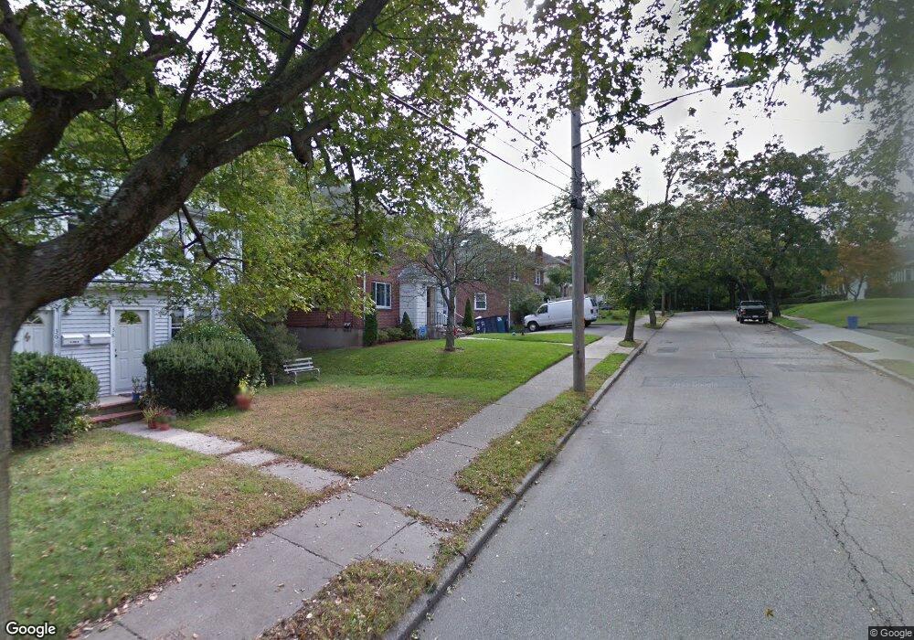 46 Blake St unit 46, Newtonville, MA 02460 - photo 1