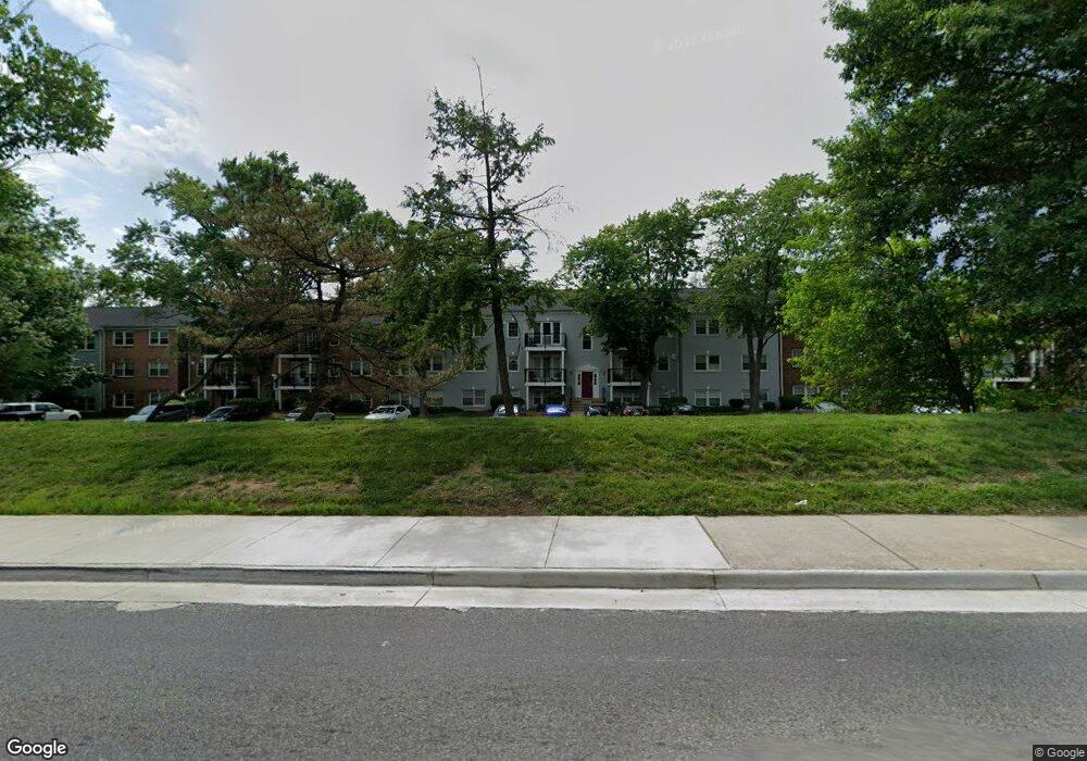 9449 Fairfax Blvd unit 102, Fairfax, VA 22031 - photo 1