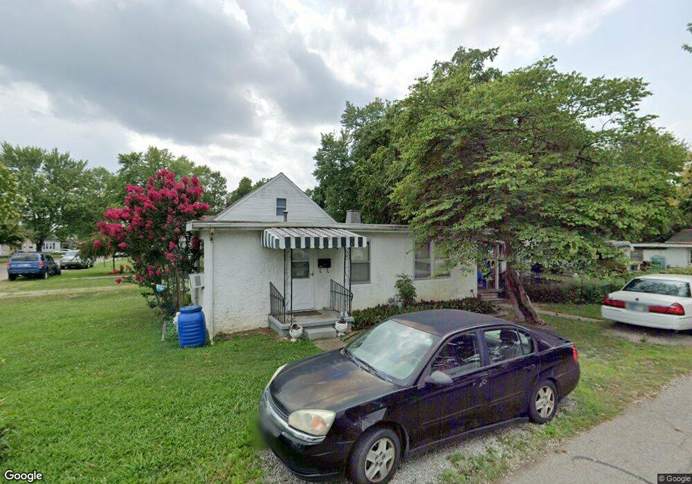 372 Smith St, Columbus, IN 47201 - photo 1