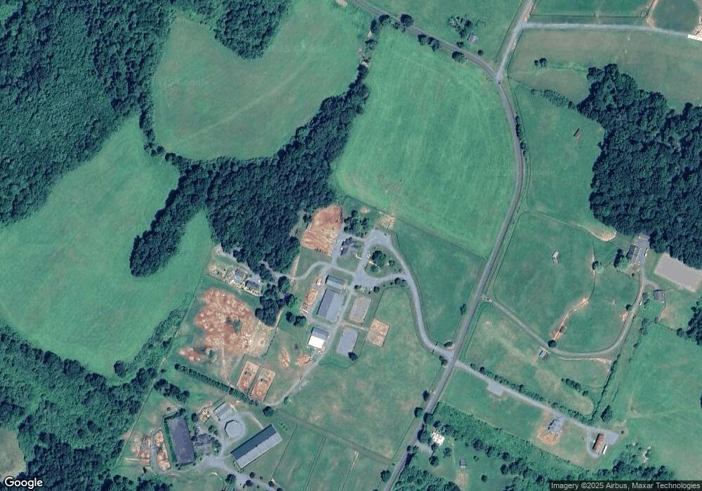 111 Hackleys Mill Rd, Amissville, VA 20106 - photo 1