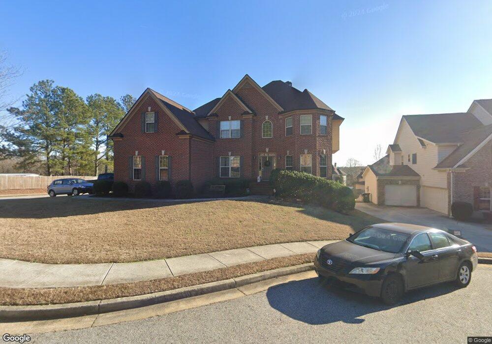 3956 Thompson Lake Dr, Buford, GA 30519 - photo 1