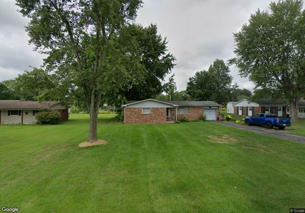 3370 Elizabeth St, Columbus, IN 47203 - photo 1