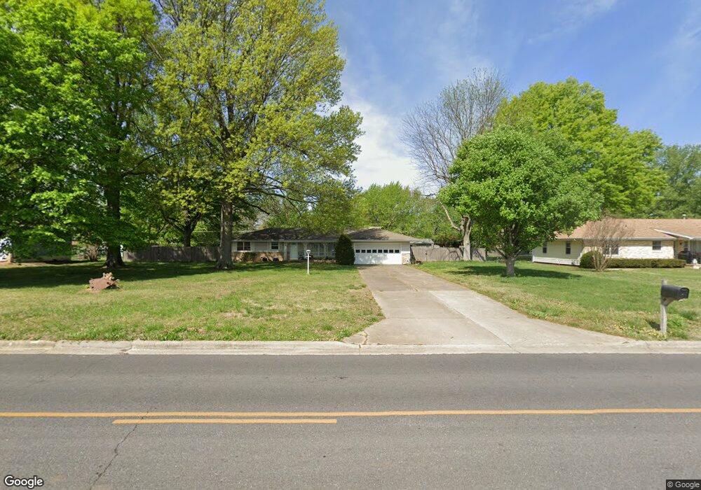 205 N Old Wilderness Rd, Nixa, MO 65714 - photo 1