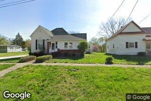 203 N Howard St, New Franklin, MO 65274