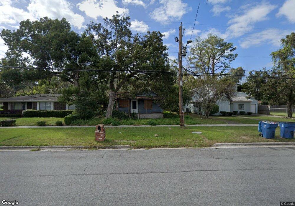 2903 Albany St, Brunswick, GA 31520 - photo 1