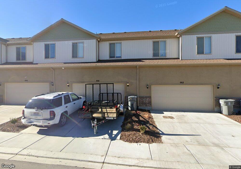 922 N 90 W unit 32, Santaquin, UT 84655 - photo 1