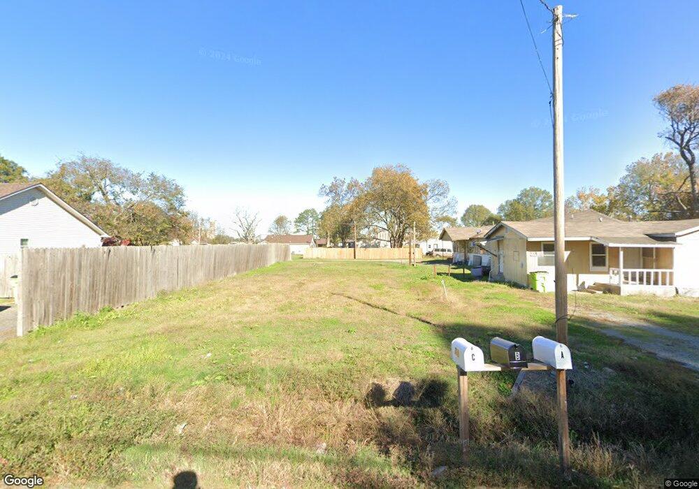 1205 E Cleveland St, Stuttgart, AR 72160 - photo 1