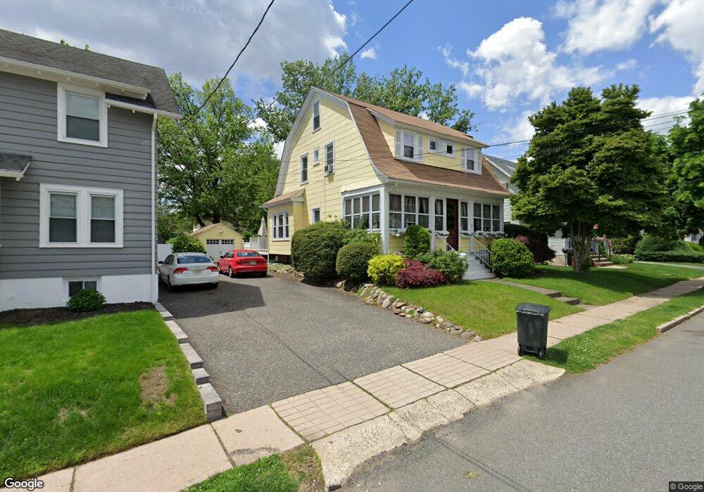 19 Chestnut St, Rochelle Park, NJ 07662 - photo 1