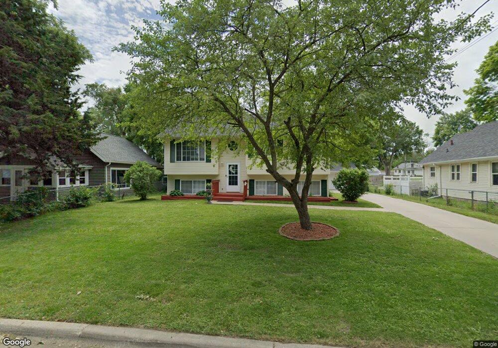 2705 Cleveland Ave, Des Moines, IA 50317 - photo 1