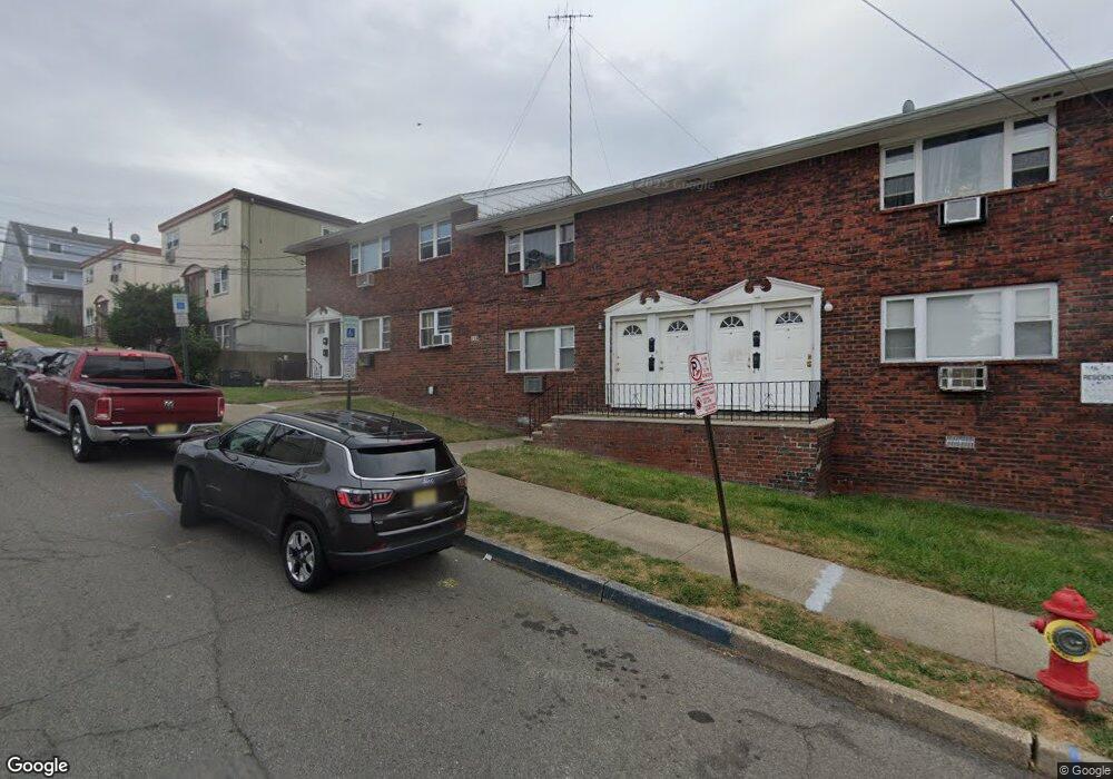 118 East 24th St Apartments, Paterson, NJ 07514 - photo 1