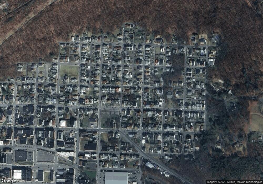 712 E Cameron St, Shamokin, PA 17872 - photo 1