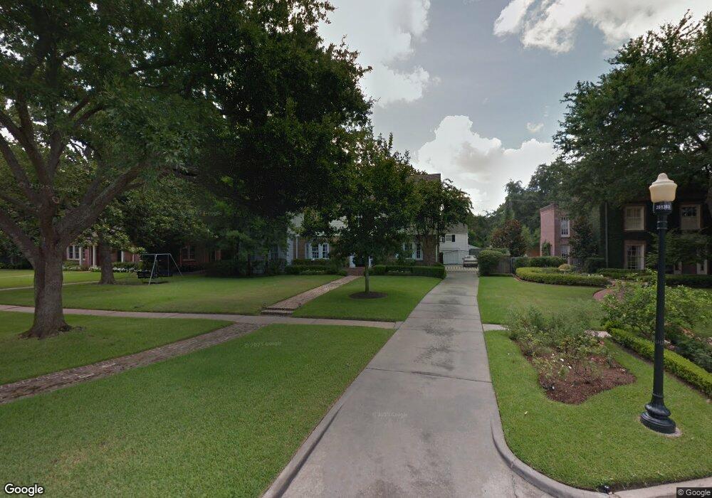 2923 Chevy Chase Dr, Houston, TX 77019 - photo 1