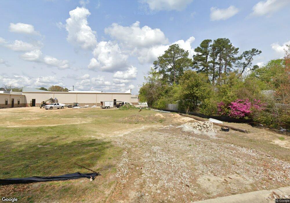 1066 Center St, Fayetteville, NC 28306 - photo 1