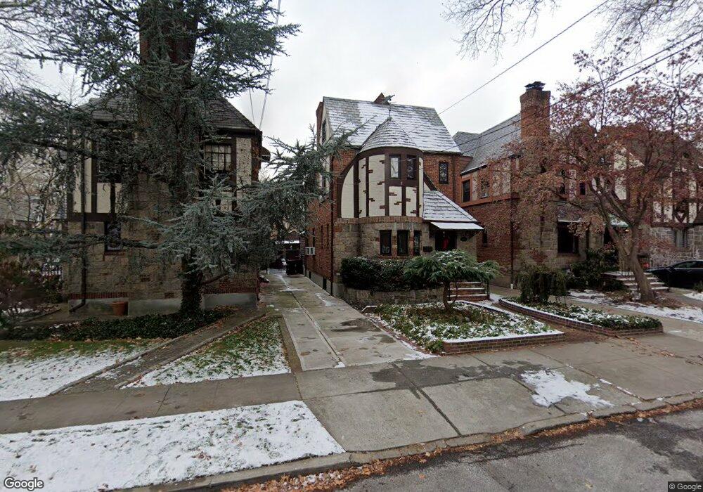 2614 168th St, Flushing, NY 11358 - photo 1