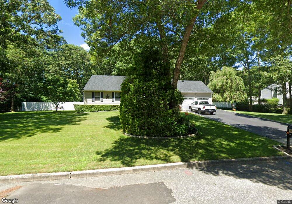 4 Harness Ct, Yaphank, NY 11980 - photo 1