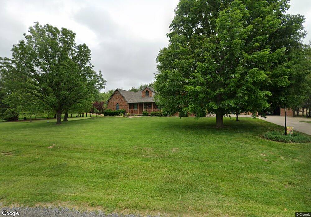 800 Niebruegge Ln, Freeburg, IL 62243 - photo 1