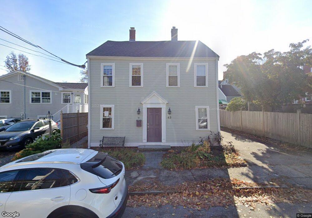 43 Warren St unit 2, Newburyport, MA 01950 - photo 1