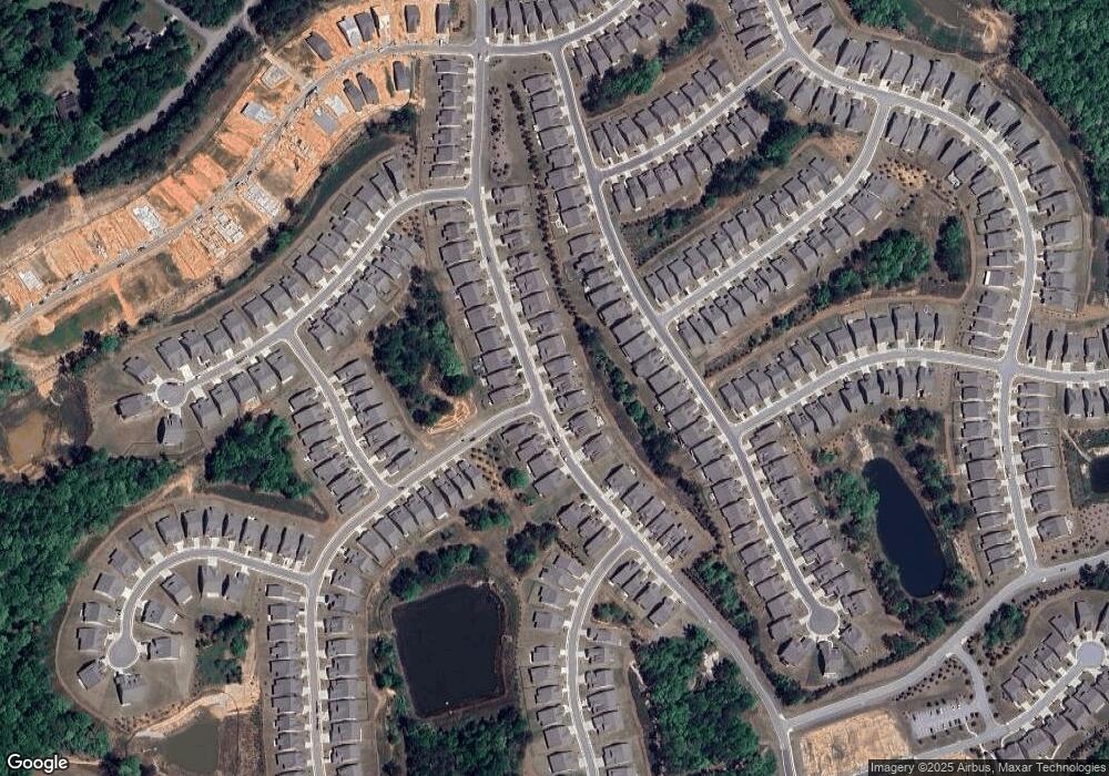 323 Chatuge Dr, Hoschton, GA 30548 - photo 1