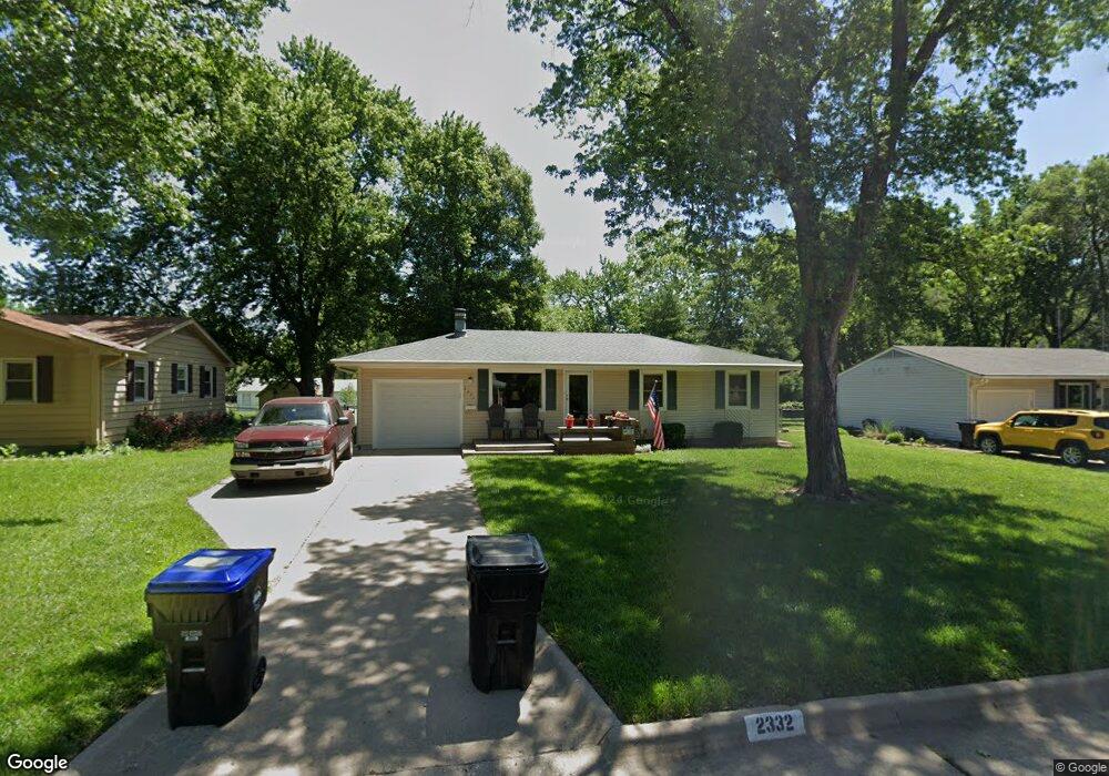 2332 SW High Ave, Topeka, KS 66611 - photo 1