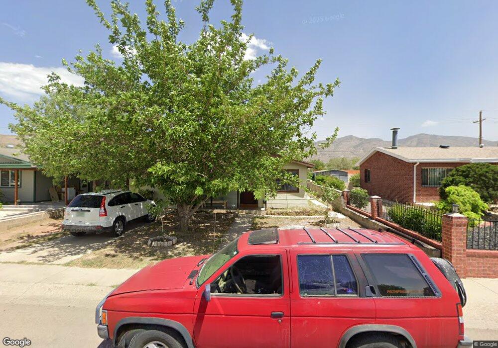 2112 Pecan Dr, Alamogordo, NM 88310 - photo 1