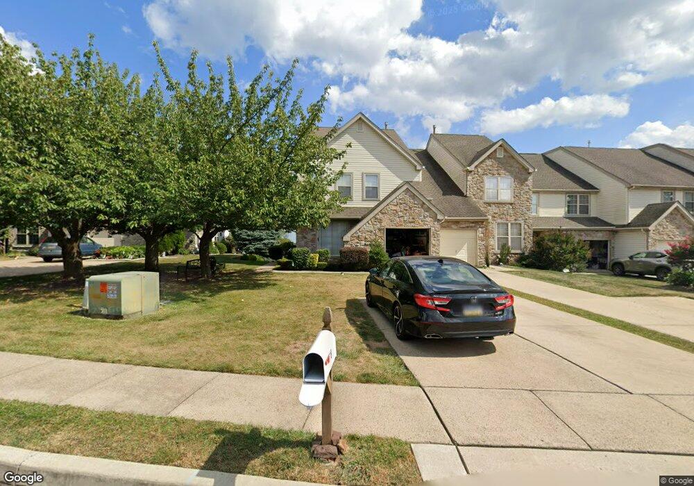 118 Heath Ct, Chalfont, PA 18914 - photo 1