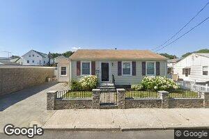 21 Lloyd St, Pawtucket, RI 02860